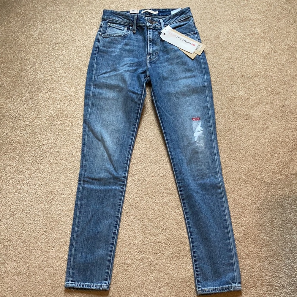 NWT Levi’s 721 high rise skinny